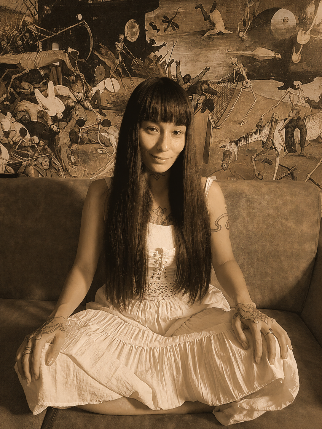 Karine Miras portrait for lucid dreaming workshops and coaching in Amsterdam